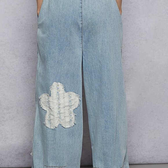 POLJ23 Designed in jogger pants in textured denim with distress and crochet - Picture 3 of 4